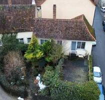 Grüne Idylle in der Altstadt - 199.000,00&nbsp;EUR Kaufpreis, ca.&nbsp; 177,00&nbsp;m&sup2; in Dettelbach (PLZ: 97337)