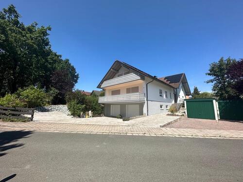 Foto - 3Zi.-DG-Wohnung mit Balkon 2 Bäder 1 Autostellplatz