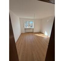 Großzügige 4,5 Zimmer-Wohnung in Donaustauf