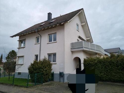 Foto - Geräumige 2-Zimmer-Dachgeschosswohnung