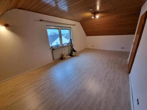 Foto - 2 Zimmer Dachgeschoßwohnung zur Miete in Eppertshausen