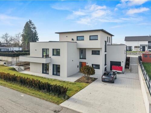 Foto - Hochwertige 2,5-Zimmer ELW mit Terrasse & Garten & 6 Stellplätze