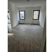 3 Zimmer Wohnung, 90 m², kernsaniert, mit großer Terrasse in Rhei - Rheinbrohl