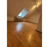 Helle Wohnung direkt an der Universität Kassel – Magazinstr.