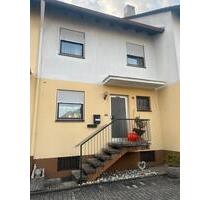 Reihenmittelhaus, sofort verfügbar - Altdorf bei Nürnberg