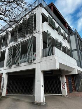 Foto - Kfz- Parkplatz in geschlossener Garage - Mietstellplatz
