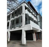 Kfz- Parkplatz in geschlossener Garage - Mietstellplatz - Eckernförde