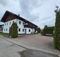 Charmantes Bauernhaus Sacherl mit Einliegerwohnung - Vogtareuth