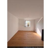 Frisch sanierte 3-Zimmer-Wohnung im 2. OG in Neustadt Kernstadt - Neustadt an der Weinstraße