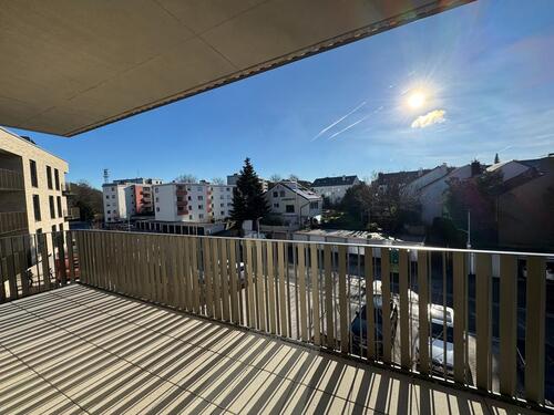 Foto - Geräumige 4-Zimmer-Wohnung mit hochwertiger Ausstattung