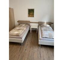 Monteurs Zimmer Wohnungen - 30,00 EUR Kaltmiete, ca.  100,00 m² in Heilbronn (PLZ: 74081) Horkheim