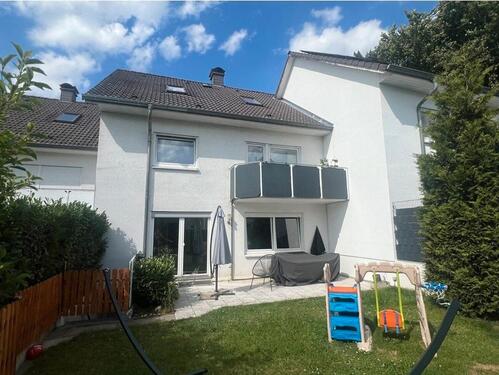 Foto - Gepflegtes Reihenmittelhaus in Bad Oeynhausen-Rehme zu verm.