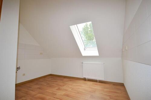 Foto - Charmante und großzügige Dachgeschosswohnung!