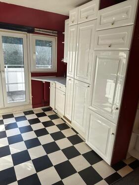 Foto - 4 Zimmer Wohnung mit Einbauküche, Hochterrasse, Balkon und Carport-Stellplatz in BI Schildesche