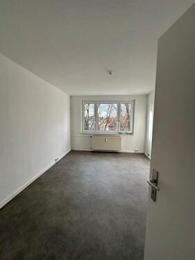 Foto - Lindow - 2 Zimmer, Küche, Bad - frisch renoviert