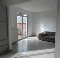 Erdgeschosswohnung mit exklusiven Garten Süd Terrasse - Hamburg Harburg