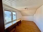 Foto - 3 Zimmer Dachgeschoßwohnung zur Miete in Langensendelbach