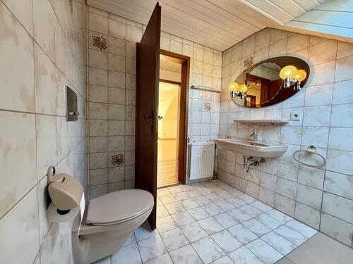 Foto - Dachgeschoßwohnung in Langensendelbach zur Miete