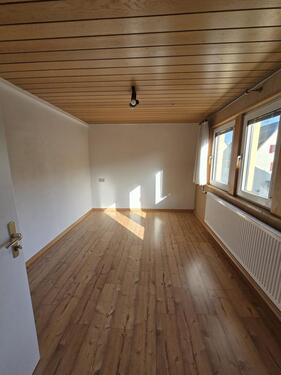 Foto - 4 Zimmer Wohnung in Wendlingen - 1.200,00 EUR Kaltmiete, ca.  90,00 m²