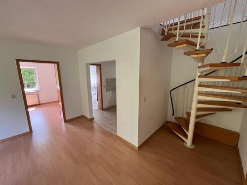 Foto - Helle 3 Zimmer Maisonette Wohnung 60 qm mit Garage und Kellerraum