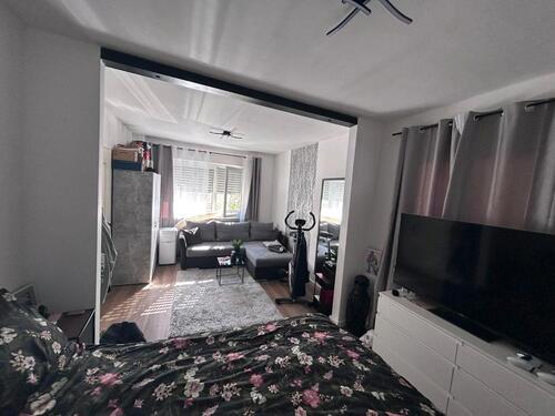 Foto - Großes WG Zimmer voll möbliert - 750,00 EUR Kaltmiete,