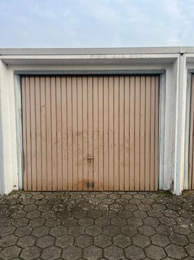 Foto - Garage in Wedel ab 01.07. zu vermieten