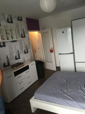 Foto - 1 Zimmer Küche Bad und Balkon - 105.000,00 EUR Kaufpreis,