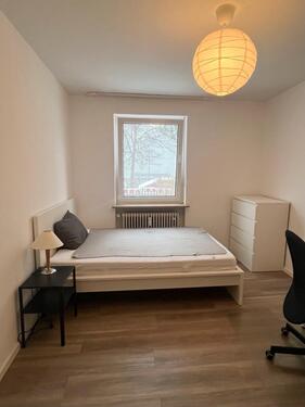 Foto - Schönes Zimmer in 3-Raum-WG mit Balkon in München Ramersdorf