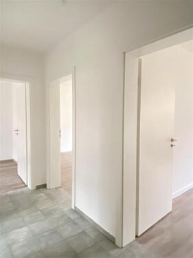 Foto - Renovierte Erdgeschosswohnung (Hochparterre) - 4 ZKB