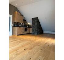 2-Zi DG Wohnung mit beeindruckender Aussicht - Deggendorf