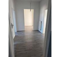2-Raum-Wohnung - 395,00&nbsp;EUR Kaltmiete, ca.&nbsp; 80,64&nbsp;m&sup2; in Plauen (PLZ: 08525) Bahnhofsvorstadt