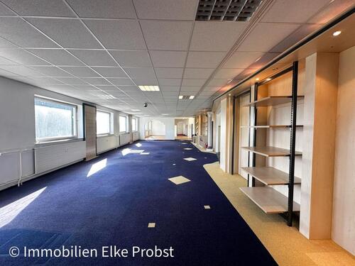 Foto - Gewerbefläche mit Potenzial – 395 m² in Schwarzhofen zu vermieten!
