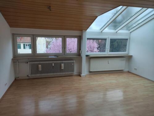 Foto - Helle DG Wohnung 3 Zimmer mit EBK in Weilimdorf