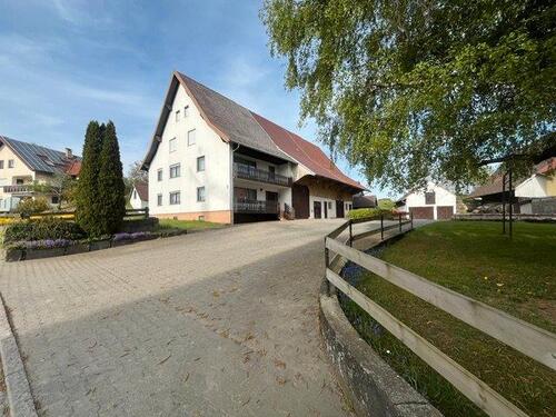 Foto - Bauernhaus, Landhaus in Ochsenhausen zum Kaufen