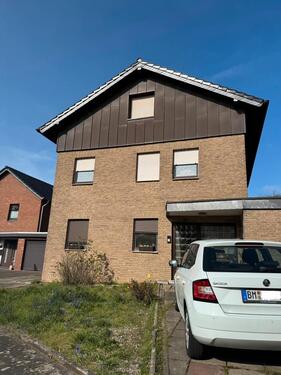 Foto - Freistehendes Einfamilienhaus mit Einliegerwohnung von privat