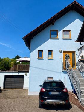 Foto - Einfamilienhaus mit Einliegerwohnung
