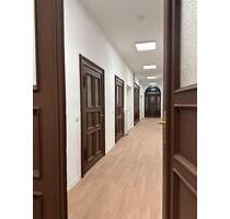 Repräsentative Gewerbefläche im sanierten Altbau – Arbeiten mit Stil in der „Alten Tischlerei“ - Burg