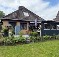 Schönes freistehendes EFH in Horst mit Garten - Horst (Holstein)