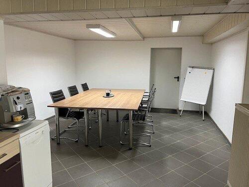Foto - Büro Besprechungsraum Küche - 300,00&nbsp;EUR Kaltmiete, ca.&nbsp; 18,00&nbsp;m&sup2;