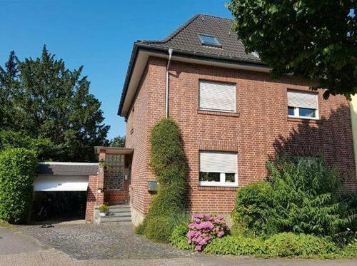Foto - Zweifamilienhaus Aachen Brand mit Garten, Garage und Stellplatz