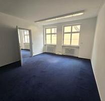 Großzügige, helle Wohnung direkt am Marktplatz Ellwangen - Ellwangen (Jagst)