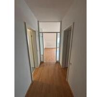 Helle 3 ZKB Dachgeschosswohnung mit Einbauküche in Frickhofen - Dornburg