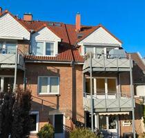 Renoviert: Moderne 2,5 Zimmer, EBK, Balkon, Garage - Schleswig Renoviert: Moderne 2,5 Zimmer, EBK, Balkon, Garage - Schleswig