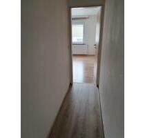 Mietwohnung im 1. OG - 530,00&nbsp;EUR Kaltmiete, ca.&nbsp; 90,00&nbsp;m&sup2; in Detmold (PLZ: 32760) Hiddesen