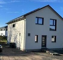 Neubau Einfamilienhaus mit Aussicht in Niedenstein-Metze