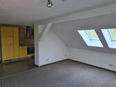 Foto - Gemütliche Dachgeschosswohnung mit EBK