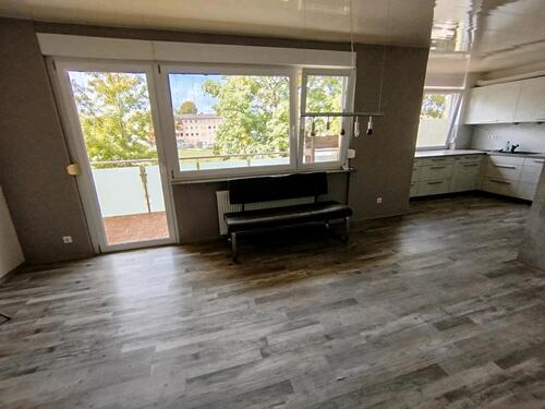 Foto - 3-Zimmer Wohnung mit geräumigen Zimmern Garage separat