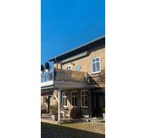 Neuwertige 4-Zimmerwohnung auf historischem Resthof - Albersdorf