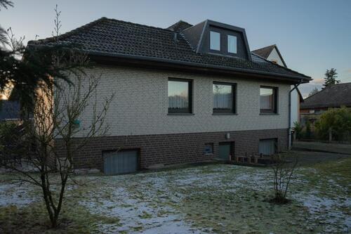 Foto - 9 Zimmer Mehrfamilienhaus, Wohnhaus zum Kaufen in Wedemark
