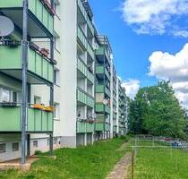 Miet mich frisch renoviert ... 3-Zimmer ... Balkon - Chemnitz Helbersdorf